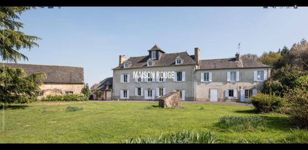 A vendre Manoir du 17ème de 425 m² environ plus 400 m² ( 5 logements indépendants) sur 11 hectares