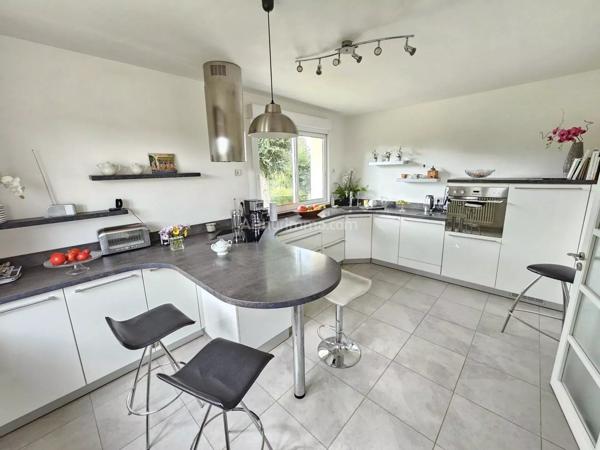 Vente Maison 5 pièces 142 m2 à Guingamp