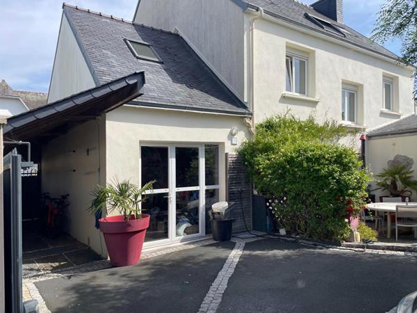 Loctudy Centre-ville, maison familiale 190 m2 avec appartement T2 attenant