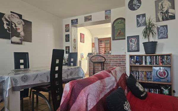 Maison à vendre    2 pièces •  Saint-Léger-lès-Domart