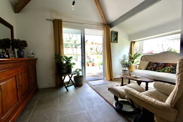 Maison à vendre 9 pièces LA LANDE DE FRONSAC (33)