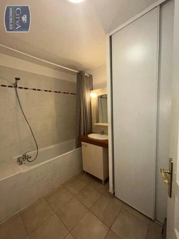 Appartement à louer 3 pièces 71.76m²