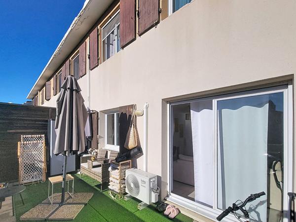 INVESTISSEMENT LOCATIF Appt duplex - T4 - 3 chambres - 84 m² - Résidence avec piscine - Plan-de-Cuques (13380)