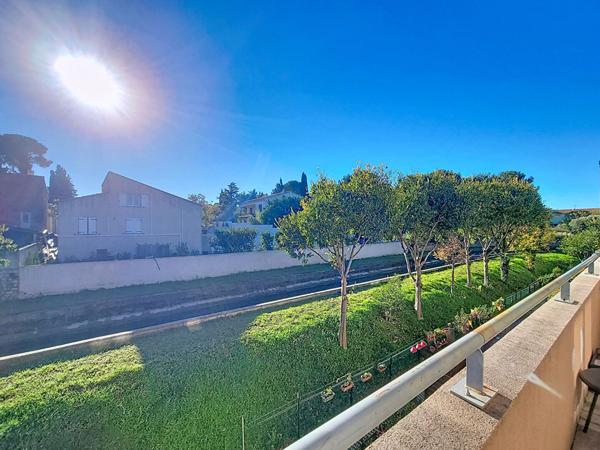 INVESTISSEMENT LOCATIF Appt duplex - T4 - 3 chambres - 84 m² - Résidence avec piscine - Plan-de-Cuques (13380)