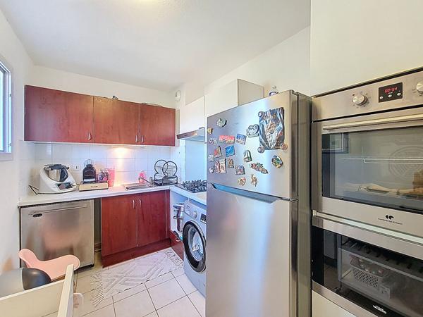 INVESTISSEMENT LOCATIF Appt duplex - T4 - 3 chambres - 84 m² - Résidence avec piscine - Plan-de-Cuques (13380)