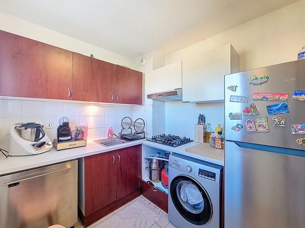 INVESTISSEMENT LOCATIF Appt duplex - T4 - 3 chambres - 84 m² - Résidence avec piscine - Plan-de-Cuques (13380)