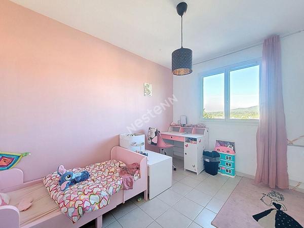 INVESTISSEMENT LOCATIF Appt duplex - T4 - 3 chambres - 84 m² - Résidence avec piscine - Plan-de-Cuques (13380)