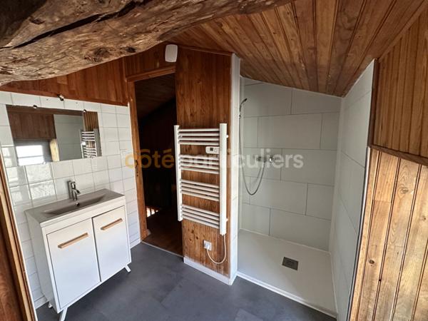 Location Appartement52 m² - 3 Pièces - MORTAGNE SUR SEVRE (85290)