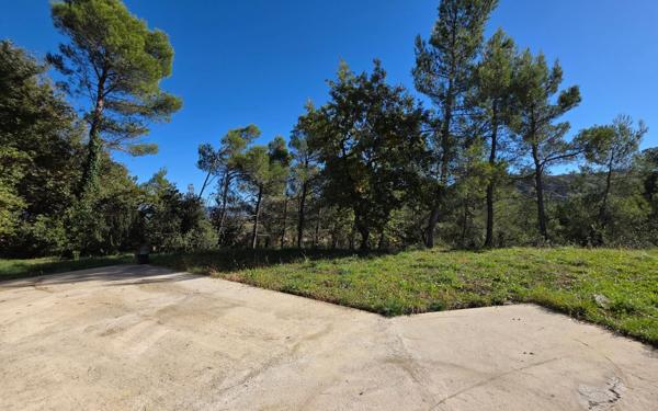 Maison à vendre    5 pièces •  Baix