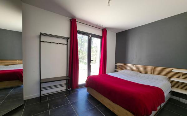 Maison à vendre    5 pièces •  Baix