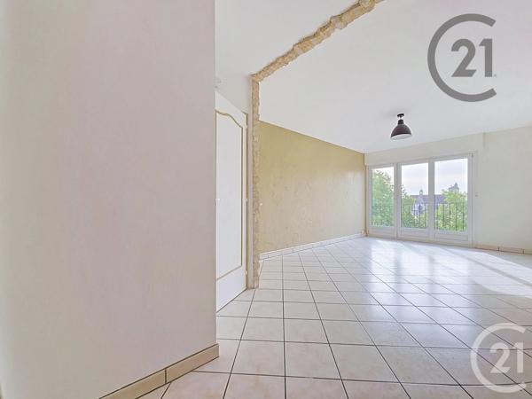 Appartement F4 à vendre  4 pièces - 74,33 m 2   TROYES  - 10