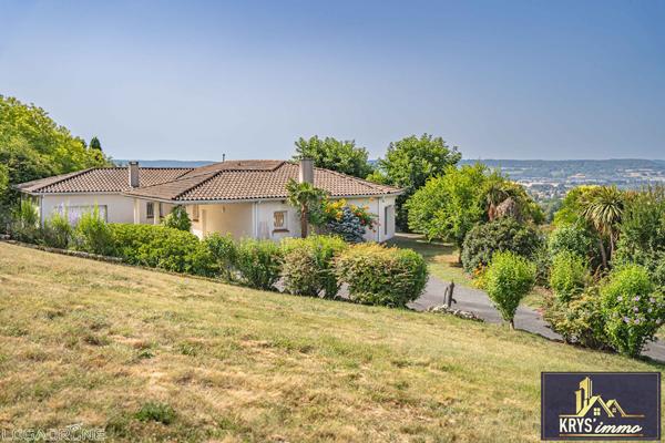 47300 VILLENEUVE SUR LOT Propriété de caractère avec vue panoramique à Villeneuve/Lot