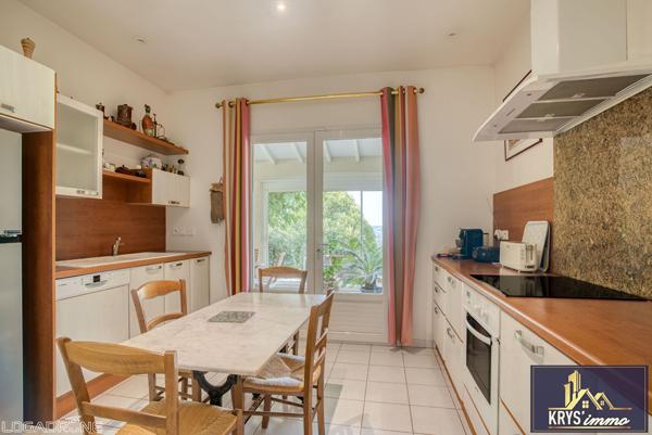 47300 VILLENEUVE SUR LOT Propriété de caractère avec vue panoramique à Villeneuve/Lot