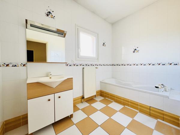 Maison 7 pièces - 181 m² Exclusivité efficity