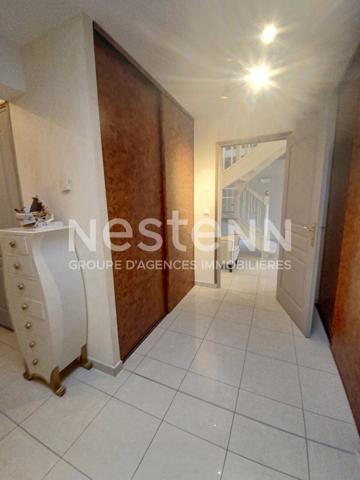 PAVILLON INDIVIDUEL SUR TERRAIN DE 2696 M² - CONDREN - VIABLE DE PLAIN-PIED - 6 CHAMBRES - 288 m2