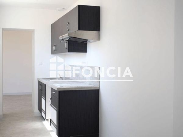 Location Appartement 3 pièces 53.05 m² - APPARTEMENT N°4 Rochefort 17300