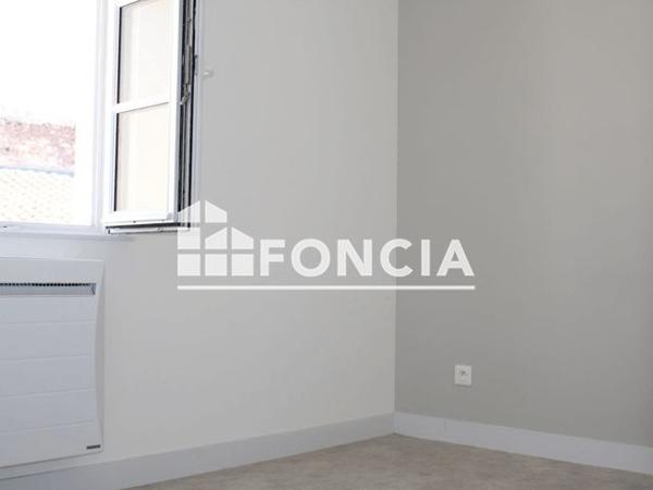 Location Appartement 3 pièces 53.05 m² - APPARTEMENT N°4 Rochefort 17300