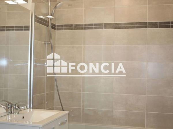 Location Appartement 3 pièces 53.05 m² - APPARTEMENT N°4 Rochefort 17300