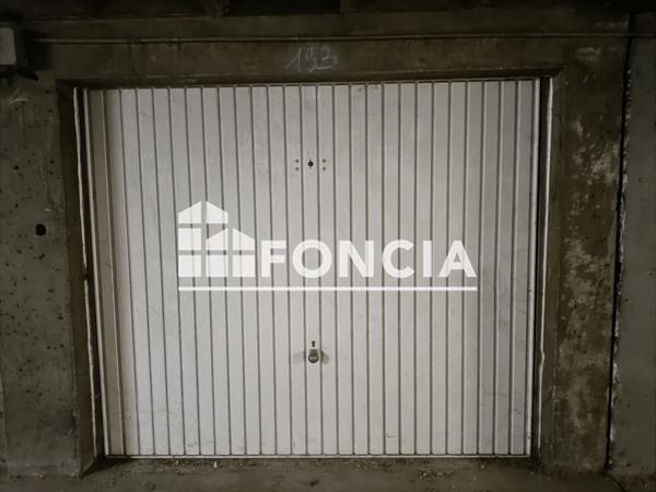 Location Parking - 34 A 50 AVENUE LA BRUYERE Grenoble 38100