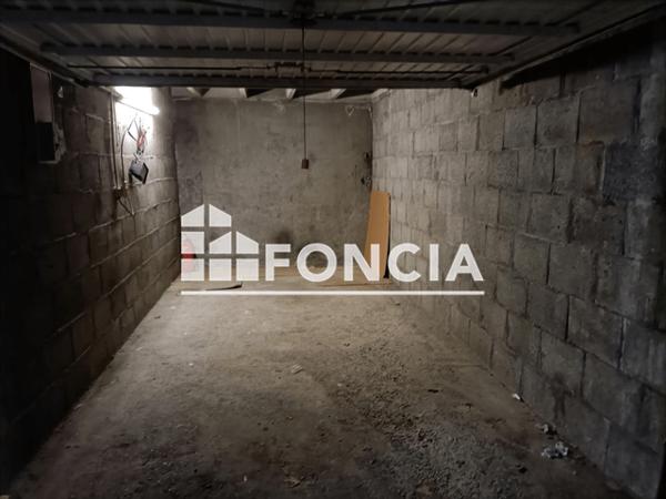Location Parking - 34 A 50 AVENUE LA BRUYERE Grenoble 38100