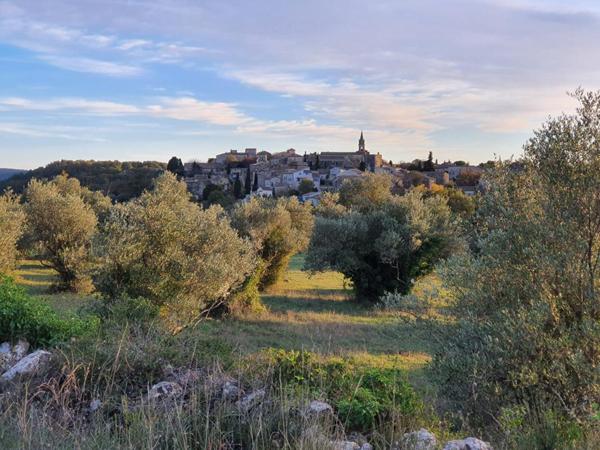 Uzes, 7km Terrain 1000 m2