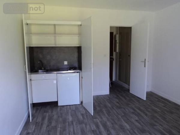 Appartement à louer à Amiens dans la Somme (80000), ref : 80004-L20