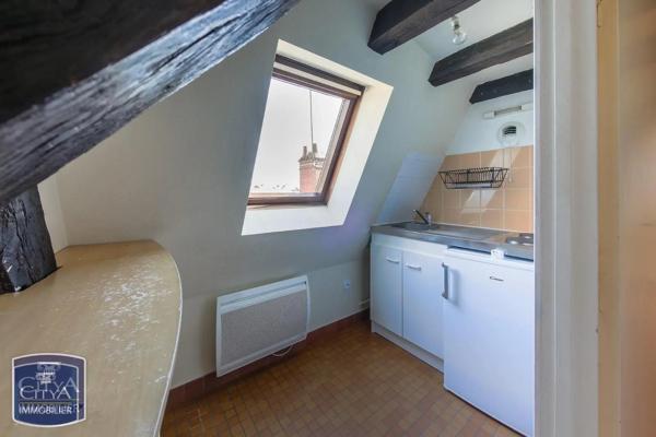 Appartement à louer 2 pièces 23.72m² Tours (37000)
