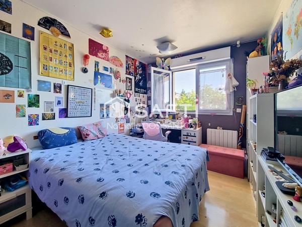 Appartement T3 avec loggia dans une petite résidence