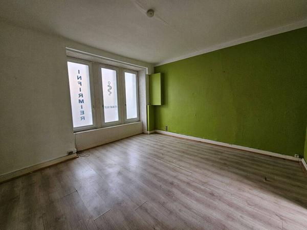 Location Bureau / local professionnel Le Pont-de-Beauvoisin 38480 à la location