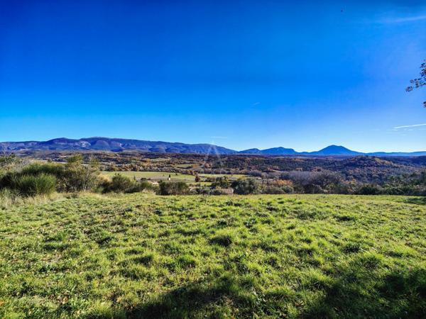 PUIMOISSON  TERRAIN DE LOISIR  OLIVIERS  PUITS  VUE EXCEPTIONNELLE  1 800 m² - 38 000 