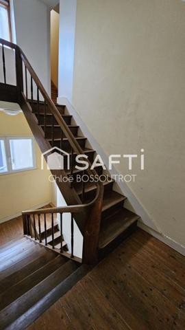 Immeuble de rapport 315 m2 Segré Hyper centre