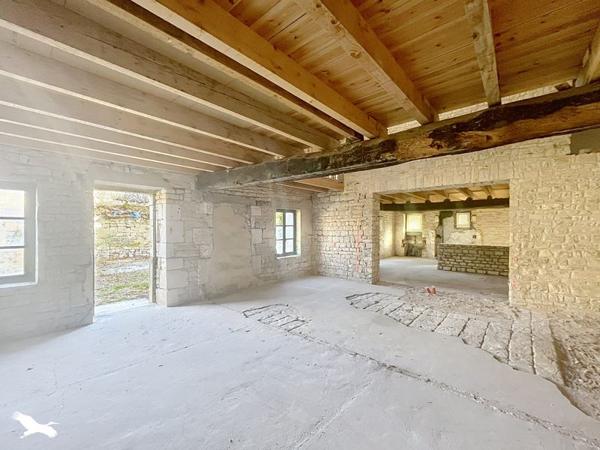 Maison à vendre 66 780 € Coulgens 4 p 122 m² DPE