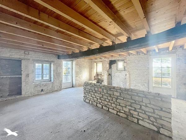 Maison à vendre 66 780 € Coulgens 4 p 122 m² DPE