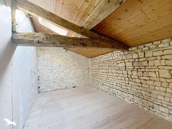 Maison à vendre 66 780 € Coulgens 4 p 122 m² DPE