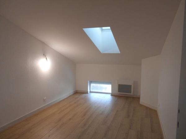 A louer, Appartement tT4 duplex 89 m2 Branne