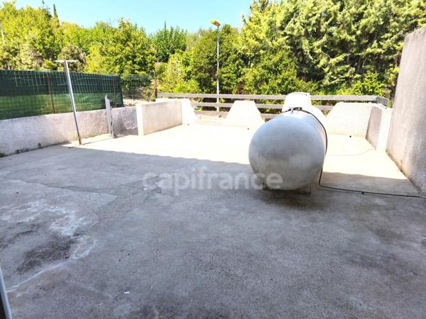 MAISON D'ENVIRON 104M² AVEC 4 CHAMBRES ET GARAGE SUR TERRAIN ARBORE