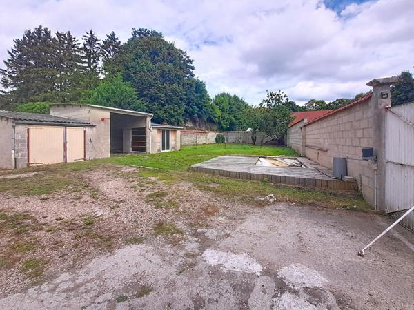 Maison individuelle 8 pièces  146 m² Axe St. Quentin Laon  et à 3min  Autoroute A26