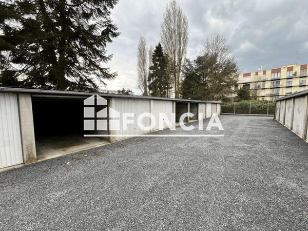 Location Parking - 44 RUE EGDARD QUINET Roubaix 59100