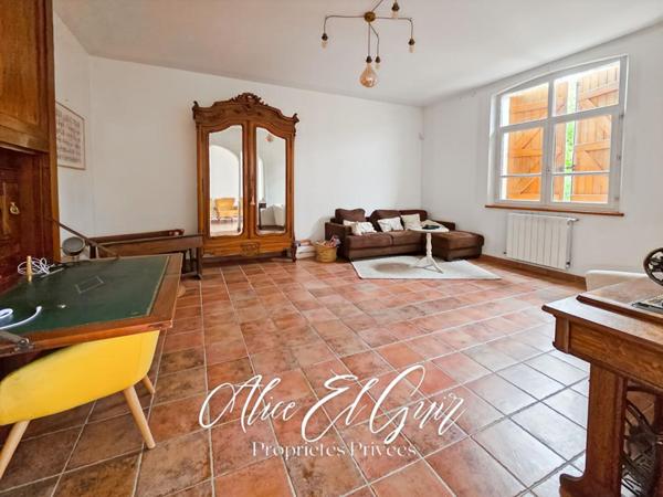 Maison Trebes 6 pièce(s) 182 m2 sur 1700 m²