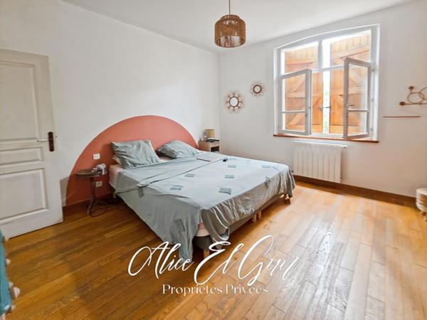 Maison Trebes 6 pièce(s) 182 m2 sur 1700 m²
