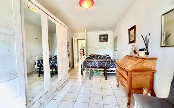 Maison à vendre    4 pièces • 134,96 m2 Vence