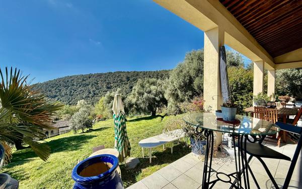 Maison à vendre    4 pièces • 134,96 m2 Vence