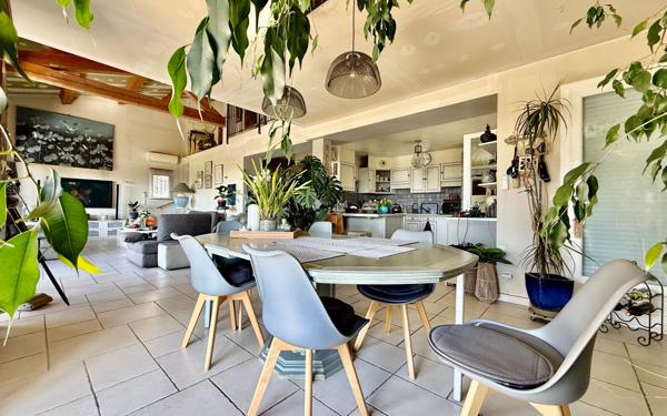 Maison à vendre    4 pièces • 134,96 m2 Vence