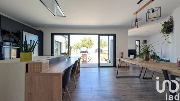 Maison à vendre 7 pièces 143 m² Breuil-Magné