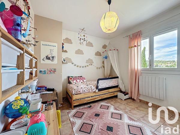 Maison traditionnelle 4 pièces de 82 m² à Six-Fours-les-Plages (83140)