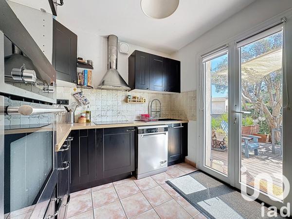 Maison traditionnelle 4 pièces de 82 m² à Six-Fours-les-Plages (83140)