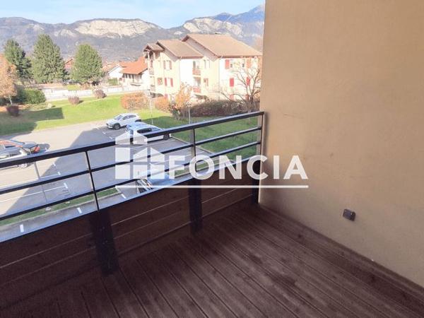 Location Studio 29.8 m² - 587 AVENUE DES ARAVIS Saint Pierre En Faucigny 74800