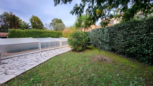 Belle villa avec jardin et piscine