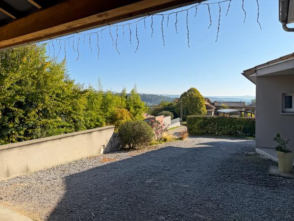 Aubenas (07200) Belle Villa Contemporaine avec Piscine…