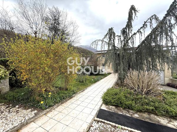 MAISON À VENDRE DE 6 PIÈCES DE 144,16 M²